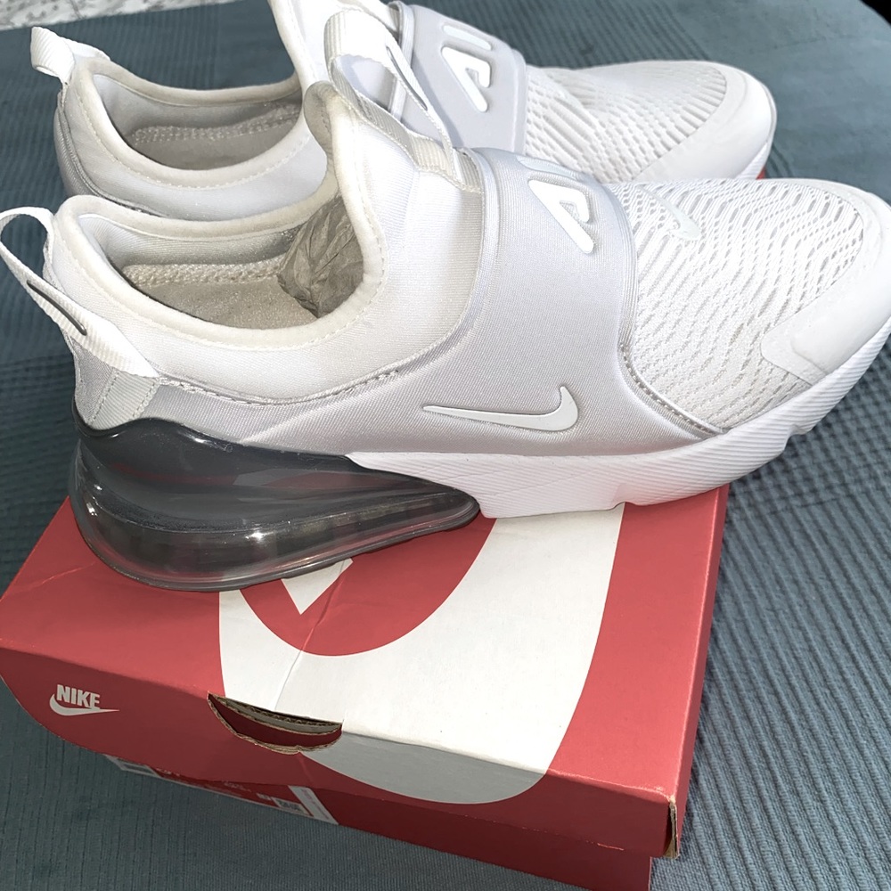Nike Air Max 270